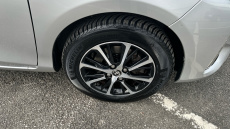 Toyota Yaris 1.5 Hybrid Icon Tech 5dr CVT Hybrid Hatchback